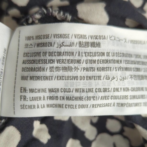 Abercrombie & Fitch Black & White Abstract Patterns Cutout Back Dress| SMALL - Picture 9 of 12